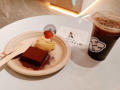 -HUGS coffee(东区店)