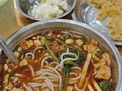 -柳州肥姨妈大骨螺蛳粉(曹路店)