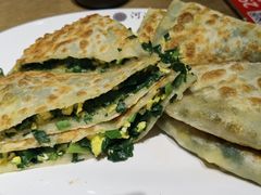 韭菜鸡蛋饼-河沿肉饼Beijing Pie(东华门店)