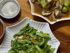 四角豆-黄记四更烤乳猪店