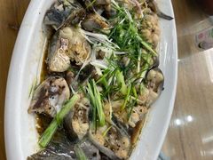 -银峰农庄·特色烧鸡·鲜无花果浸鸡