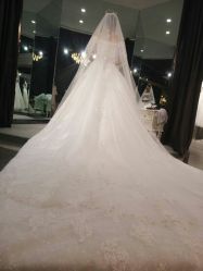 -艾米丽婚纱礼服