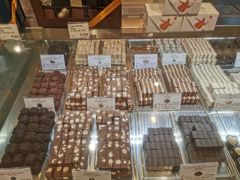 面包甜点陈列柜-VENCHI 闻绮(北京国贸商城店)