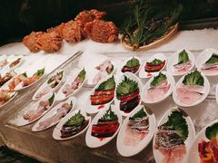 -雍容荟帝王蟹活龙虾展台自助(IFS黑金店)