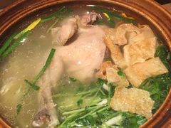 -刀小蛮半只鸡过桥米线(家乐福四元桥店)