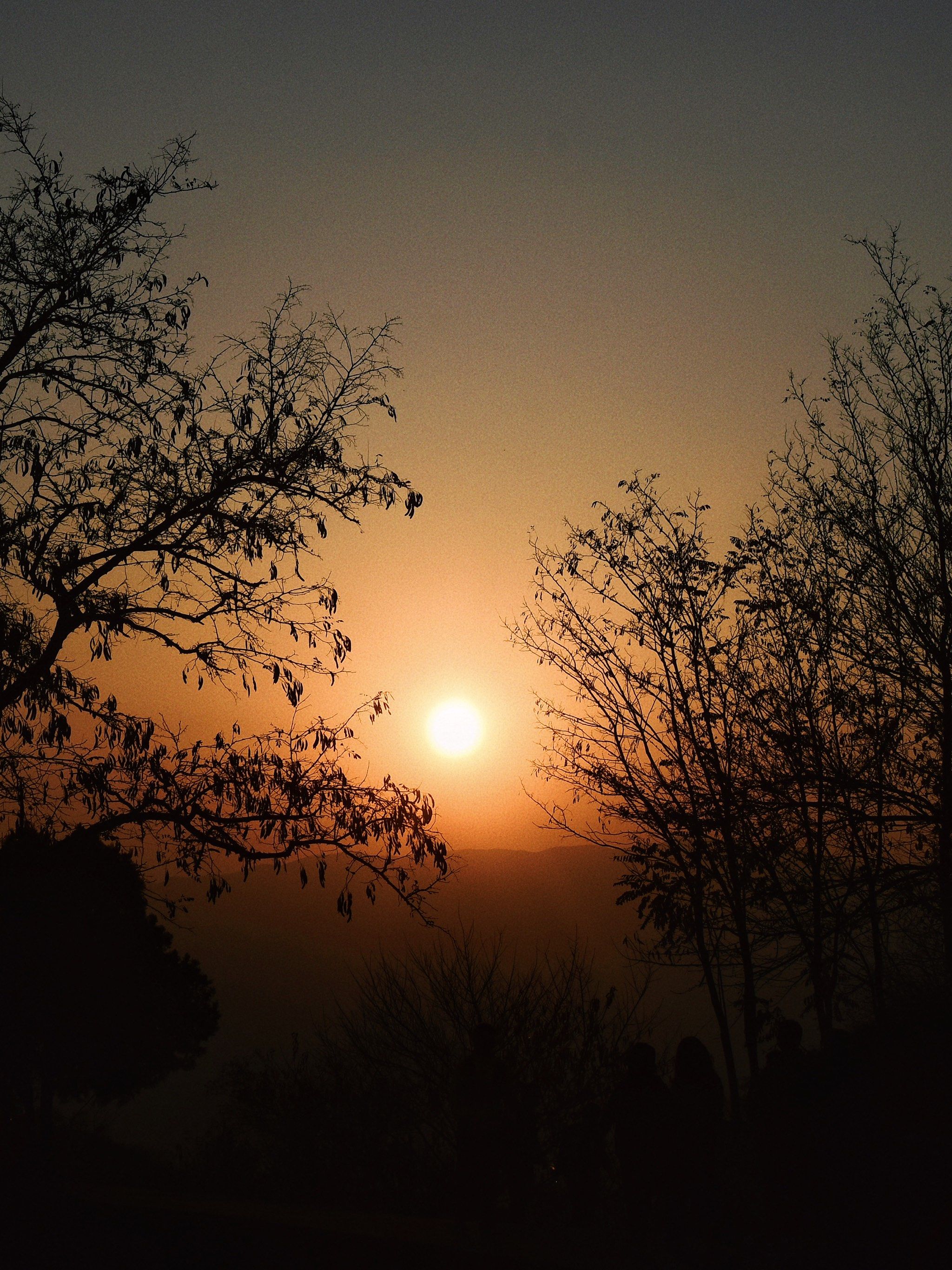 夕阳余晖～山色温柔