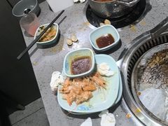 -金滏山·烤肉海鲜火锅自助(襄阳万达店)