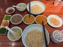 -裕兴记•蟹黄面馆(人民广场店)