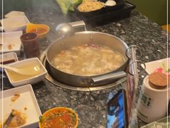 -一席地·本地鸡窝·杭帮鸡火锅(萧山银隆百货店)