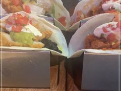 -Famous肥猫墨西哥音乐餐吧(五棵松华熙LIVE店)