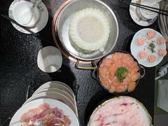 -得意咚瓜·顺德鱼生·冬瓜火锅(深圳首店)