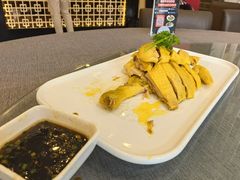白斩鸡-東城故事·尋找姆媽的味道(玉兰路店)