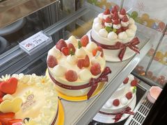 -花花卷卷·鲜食蛋糕(静安久光百货店)
