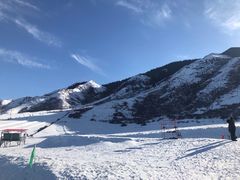 -丝绸之路山地度假区滑雪场