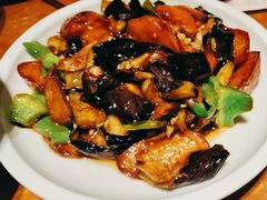 -95号酱骨·一块豆腐(展春园西路店)