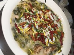 -江渔儿酸菜鱼(奥园广场金发购物中心店)