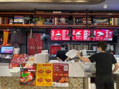 -何记花甲(海岸城旗舰店)