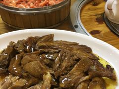 -老乡村美食农庄