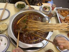 -李记称盘牛杂串串(广厦店)
