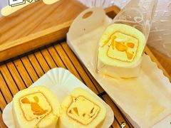 -顶东面包花园·生日蛋糕(世博店)