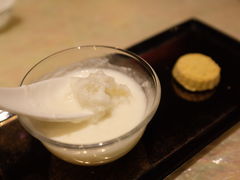 燕液杏仁蛋白茶-8餐厅(新葡京酒店)