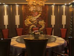 -御龙阁海鲜酒楼