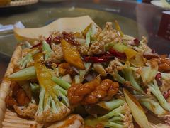 -百味地锅鸡(二店·财校分店)