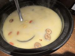 胡椒猪肚鸡锅-乔街深夜食堂·小龙虾·高压锅生蚝(杭州总店)
