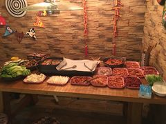 -玩坞轰趴馆·户外团建聚会主题生日派对馆(世豪广场店)