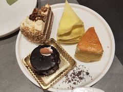 -黑金·寻焰自助百汇·烤肉·火锅(中街店)