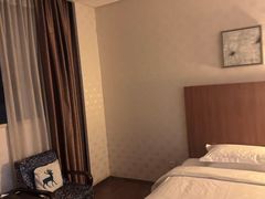 -清水湾酒店(深圳横岗塘坑地铁站店)