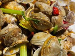 -休记光头香辣蟹干锅店(衣冠庙店)