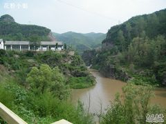 -乌龙峡谷景区