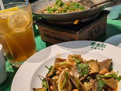 -费大厨辣椒炒肉(太平老街店)