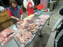 -标记美食新鲜猪杂(兴南大道店)