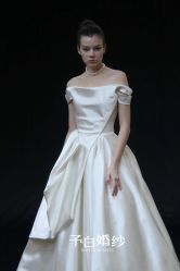 -予白婚纱礼服馆