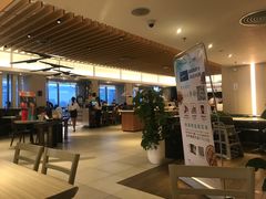 大堂-必胜客(海滨店)