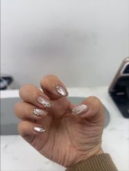 -尤米一站式美甲美睫