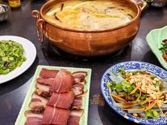 -三锅莊·牦牛肉火锅·香格里拉特色藏餐宴请餐厅(菱角塘路店)