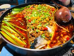 酱椒鱼头-杭百味·大众精选杭帮菜(西湖音乐喷泉店)