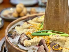 -岳记兴隆·青城腊排铜火锅(融创店)