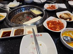 -木槿花韩式炭烤·熟成肉工坊(孙文东路店)