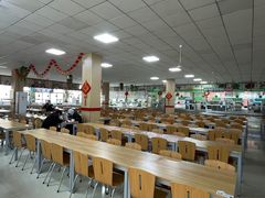 -安徽新华电脑专修学院