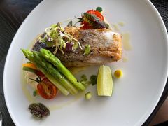 -蔚蓝阁餐厅·Brunch·牛排·威士忌·红酒