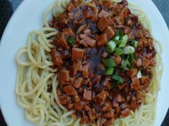 驴肉黄面-敦煌夜市