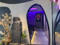-TOP HAIR SALON