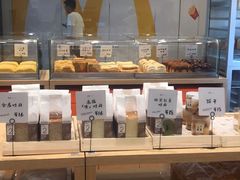 面包甜点陈列柜-司乎·日式鲜吐司(EFC欧美广场店)