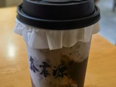 豆沙生耶乳-鑫震源·苏式大虾生煎(山塘街店)