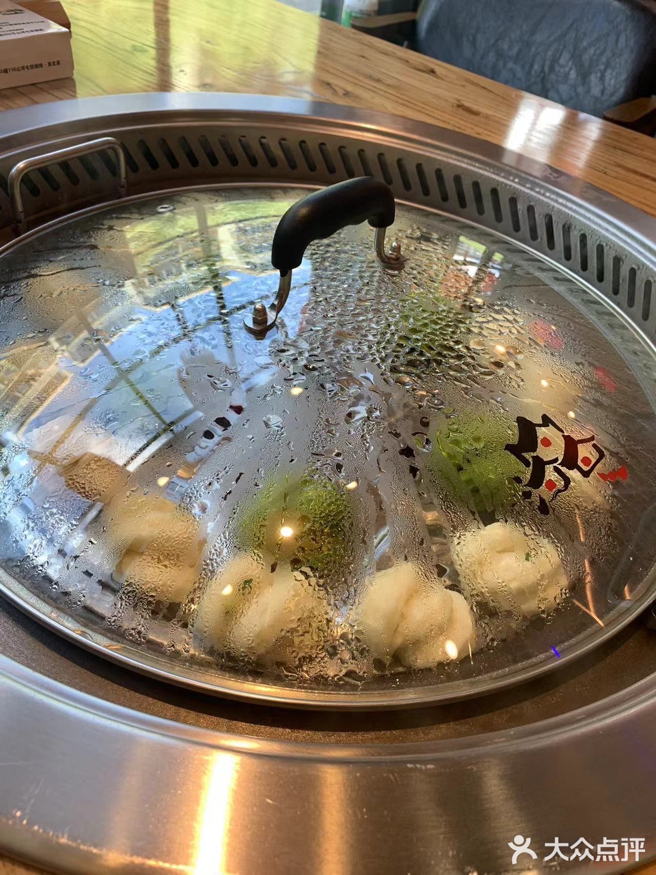 热气腾腾的铁锅炖真的香迷糊了❗️❗️
