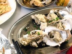 -红月湾海鲜饭店•沙滩海景(双月湾店)